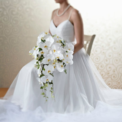 Classic White Bouquet – WOYSHNER'S FLOWER SHOP, Lackawanna NY